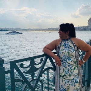 Meet your Posher, Nazanin